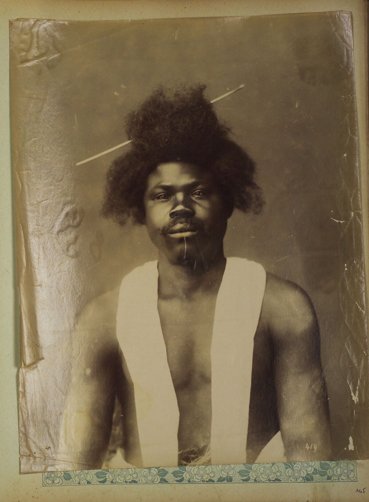 Planche n°66 : Photographie d'un homme
