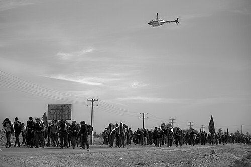 Arba'een In Mehran City 2016 - Iran (Black And White Photography-Mostafa Meraji) اربعین در مهران- ایران- عکس های سیاه و سفید 08.jpg